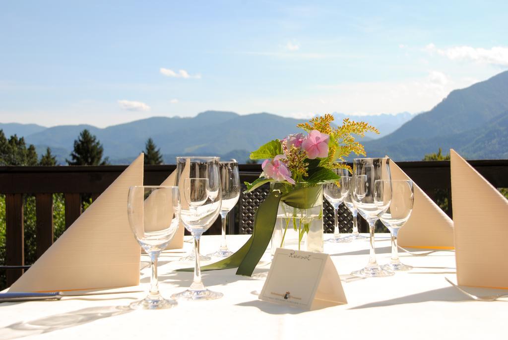 Hotel Restaurant Ferienwohnungen ALPENHOF Übersee Exterior foto